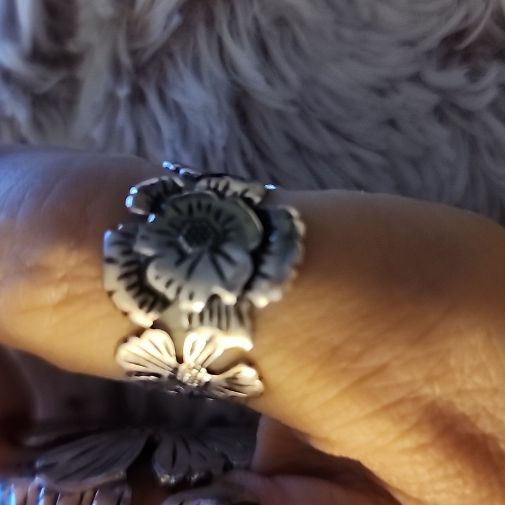 FLOWER ADJUSTABLE RING ZINC ALLOY - Picture 2 of 3